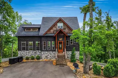 Image de View / 3 King Suite / Hot Tub / Firepit / Gameroom