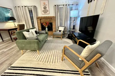Image de Modern 4-Bedroom Rental near Fort Cavazos