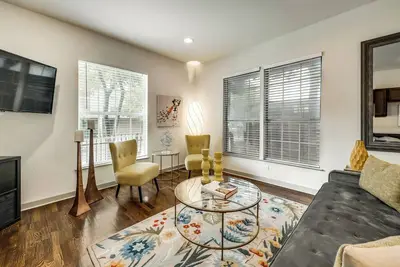 Image de Congress Cottage: Enjoyable 3-bedroom house with Ac in vibrant Dallas