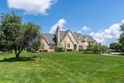 Image de Welcome to The Chateau at Pepper Creek- Luxury Estate Retreat