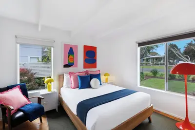 Image de Lemonade: Walk to Huskisson beaches, cafes & shops. Bright & fun cottage