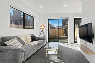 Image de Stylish 2br, 2ba Retreat with Yard in Christchurch