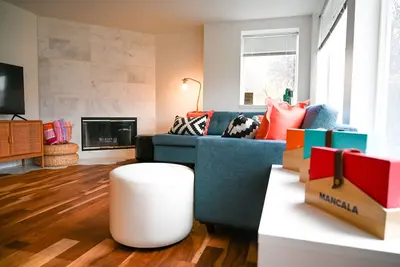 Image de Park Pointe Condo - C101