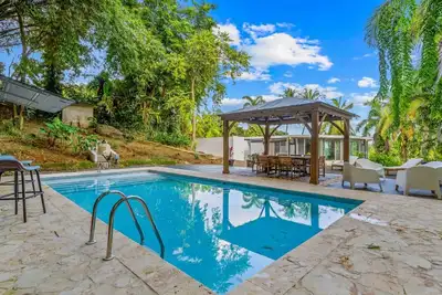 Image de Unique design Rainforest Villa W Pool | modern