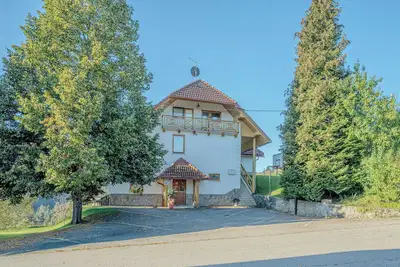 Oblak Estate Studio Xl, Ortnek, Slovenia