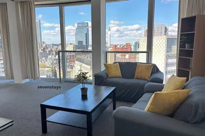 Image de City Skyline Stay in Iconic Rotunda, 2b2b Apt