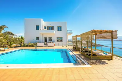 Image de Villa Infinite Sea Chania: Seafront Villa w/ Pool, Sea Access & Sunset Views
