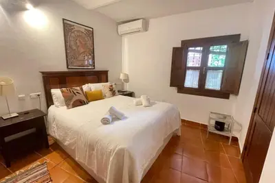 Image de Maison typique avec piscine et parking au cœur de l'Albaicín