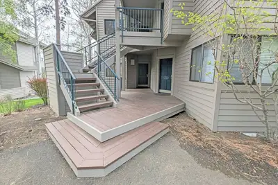Image de Ground Floor Condo in Bend, Or 2 Bd, 2 Ba  332