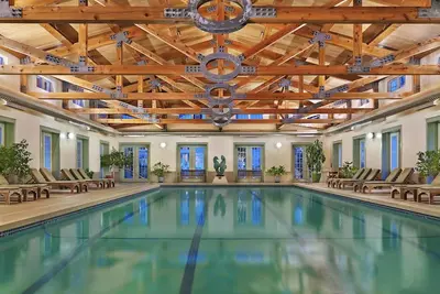 Image de 2 Rooms | Pool, Spa, and Golf Access in Scenic Vermont Village