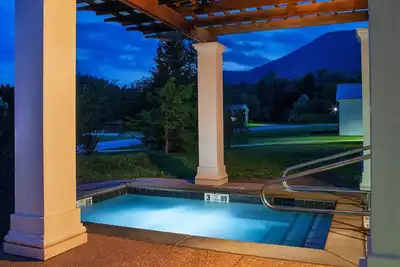 Image de 2 Units | Mountain Views, Golf Access & Spa Comfort in Vt