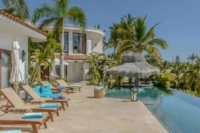 Image de Modern Beachfront Escape in Cabo