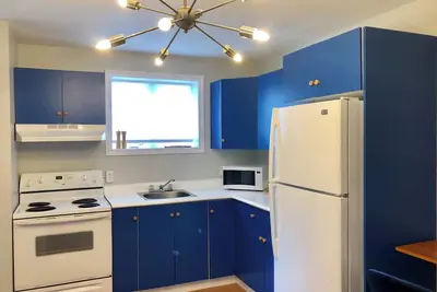 Image de Cozy 2-Bedroom Apartment in the Heart of the City