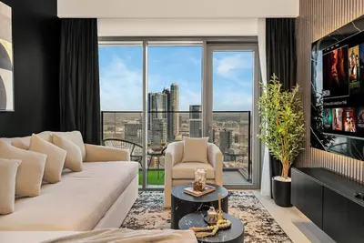 1br | 2 Pools & Gym | Downtown Dubai Mall