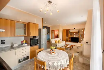 Image de Appartement 'Il Limoneto Di Giovi' avec Vue sur la Mer, Wi-Fi et Climatisation