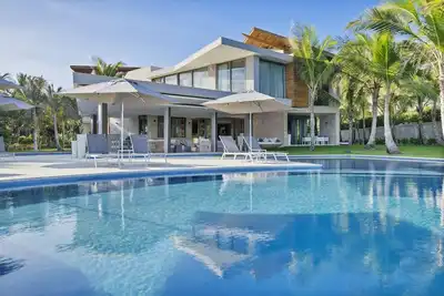 Image de Exquisite Villa w/Stunning Ocean Views, Gym, Golf