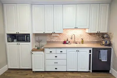 Image de Turn of the Century 3-bedroom Cottage Retreat