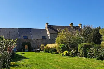 Image de Maison de Vacances 'Maison de Caractère Bord de Mer' avec Vue sur Mer, Jardin Privé et Wi-Fi