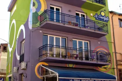 Image de Family apartment sleeps 6, centrally located.