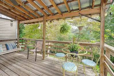 Image de Mine for Gems & Chase Waterfalls: Franklin Retreat