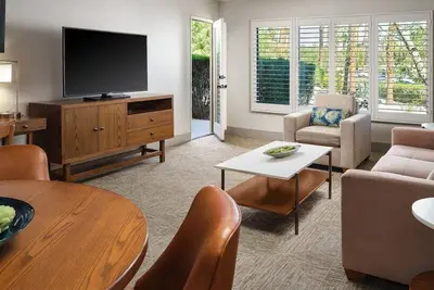 Image de Perfect One-Bedroom Villa for 4 People for Stagecoach!