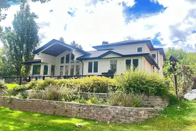 Spacious 4-bedroom home