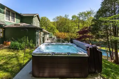 Image de The Ridge House: Hot Tub, Fireplace, WiFi, Deck