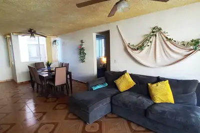 Image de Beachfront Condo Enjoy Paradise!