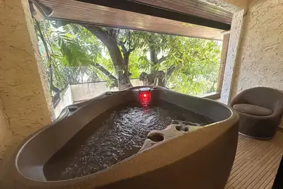 Image de Private Hot Tub Just for you! Caverina @ Obarrio - B2b