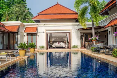Image de Large Luxury Garden Villa within pristine Sai Tan Phase Ii Development
