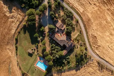 Image de Appartement dans une maison de vacances avec Wifi, piscine, patio, animaux admis, vue panoramique