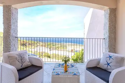Image de Agréable appartement pour 4 personnes avec piscine, climatisation, Tv et patio