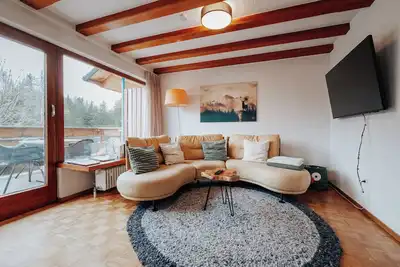 Image de Stylish vacation home with fenced garden, private sauna and whirlpool