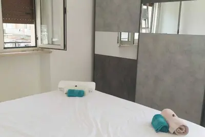 Image de Renovated apartment a stone's throw from the beach