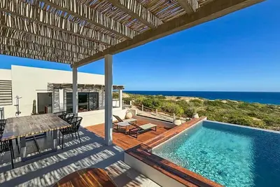 Image de Intimate Ocean Retreat · Walk to Beach · Pool & Spa