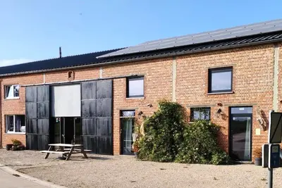 Image de Ferme avec jardin et terrasse couverte