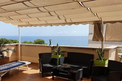 Image de Appartement avec terrasse de 55m2 aménagée, avec vue sur la mer