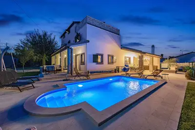 Image de Villa Renata for 11 people with private heated pool & pet friendly
