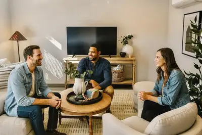 Image de Stay in Boise’s coveted North End! This 3br/2ba retreat  with Hot Tub and 21 Miles to Bogus Basin!