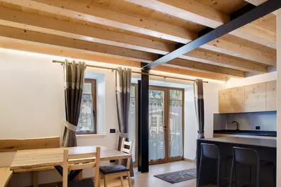 Image de Maison de vacances 'Dimora Zoe' avec vue sur la montagne, jardin commun et Wi-Fi