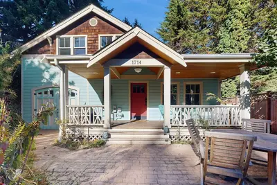 Image de Seattle Retreat with 3 bedrooms, gas fireplace, family-friendly
