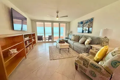 Image de Gulf front condo with amazing views, W/D, resort amenities, pool & hot tub