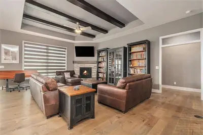 Image de Modern Luxurious Living Omahas best w/ King Bed