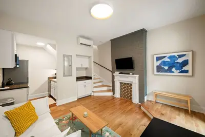 Image de Hidden Gem 2bd w/ Patio, Near Findlay Market, Uc