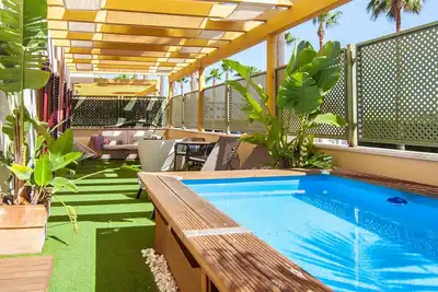 Image de Appartement 'Waterfront Polo Royale I' avec piscine privée, Wi-Fi et climatisation