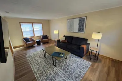 Image de Cozy 3-Bedroom Townhome in Historic Lincoln