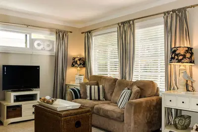 Image de La Jolla Cottage Cozy & Charming Cottage w/ a Private Patio - Just Steps from the Beach