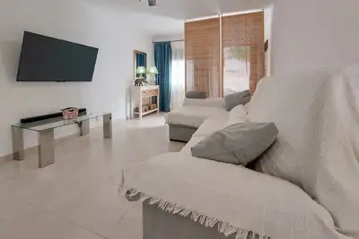 Image de Belle maison à Fuengirola avec WiFi