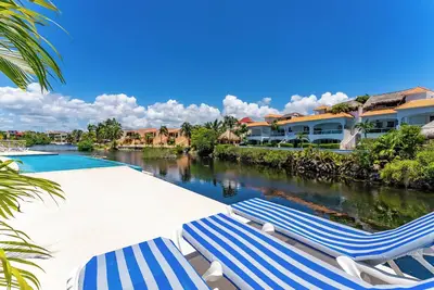 Image de Lagoon - InfinityPool -Private Terrace&Paddleboard