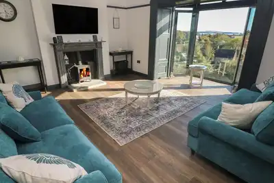 Image de 9 Brython Place, family friendly, country holiday cottage in Tenby